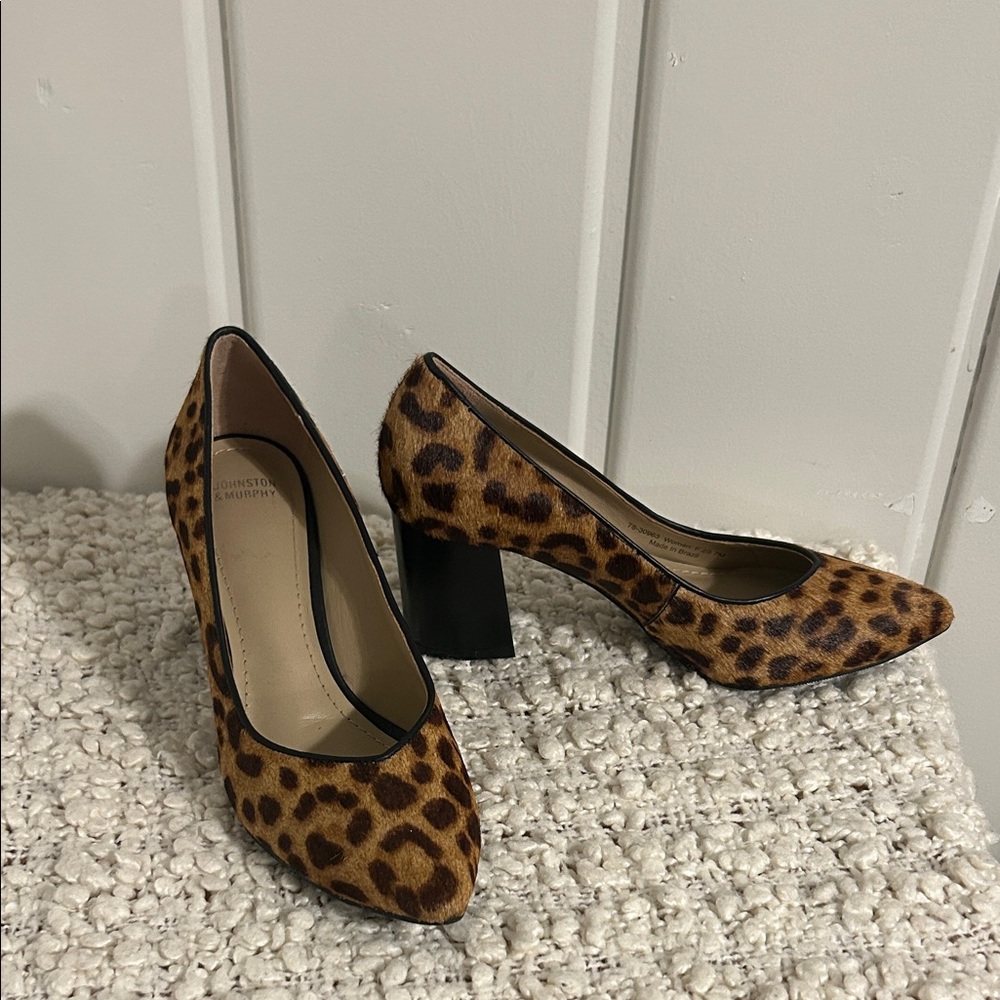 Johnston & Murphy Leopard Print Heels
